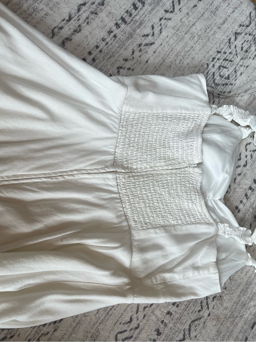 White Ruffle Strap Sundress Size M - Picture 2 of 3